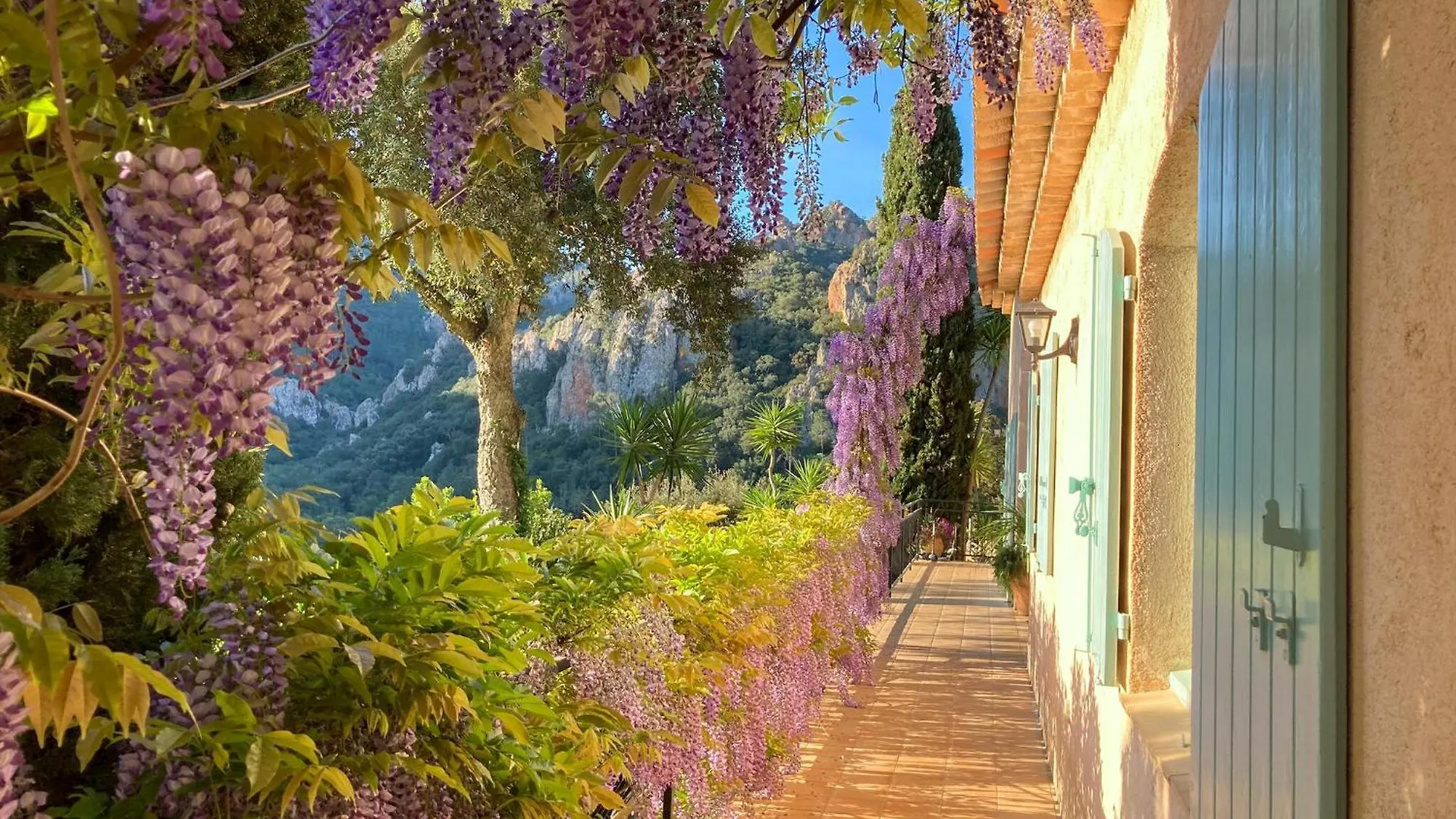 Awesome Home In Frejus With Wifi contacts